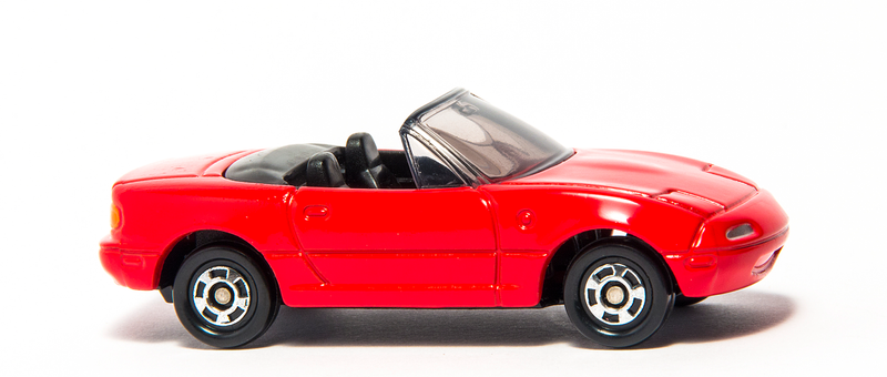Illustration for article titled 25 years of this Happy Little Roadster